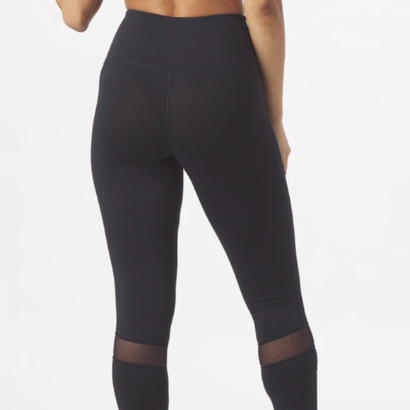 $80 GLYDER Black SCULPT Sheer Panel Crop Limitless Movement Leggings Sz L - Picture 8 of 8